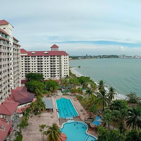 Glory Beach Resort Private Penthouse Port Dickson Exteriör bild