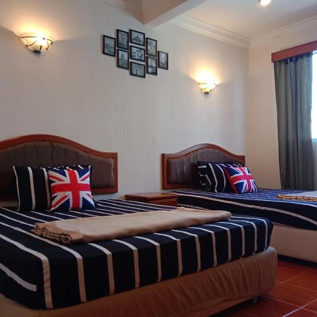 Glory Beach Resort Private Penthouse Port Dickson Exteriör bild