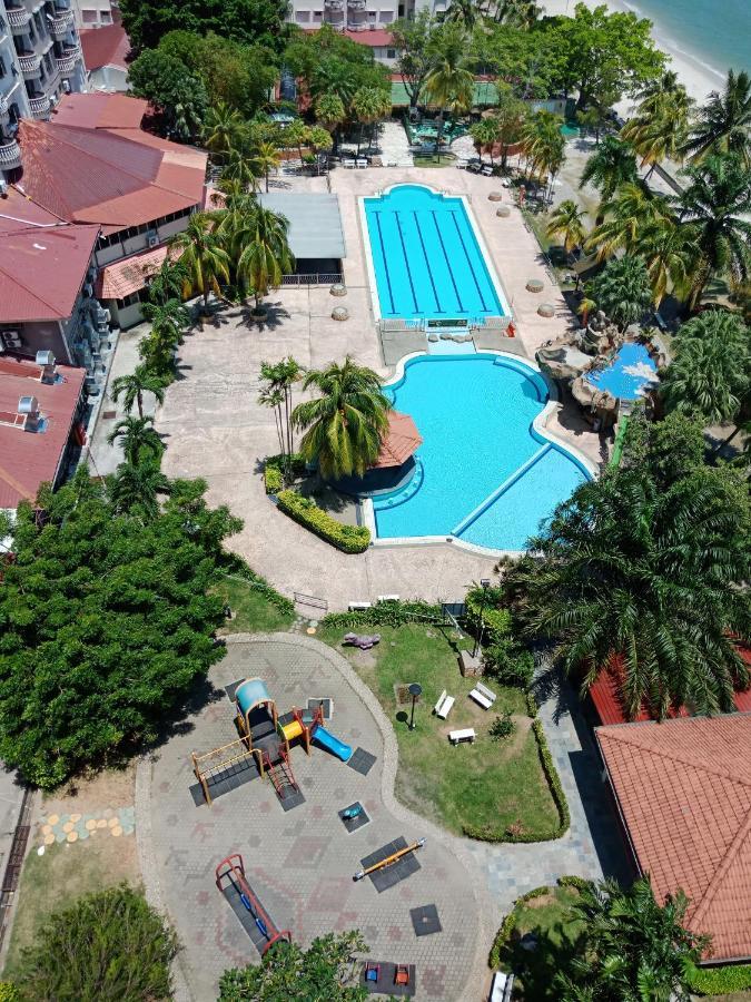 Glory Beach Resort Private Penthouse Port Dickson Exteriör bild