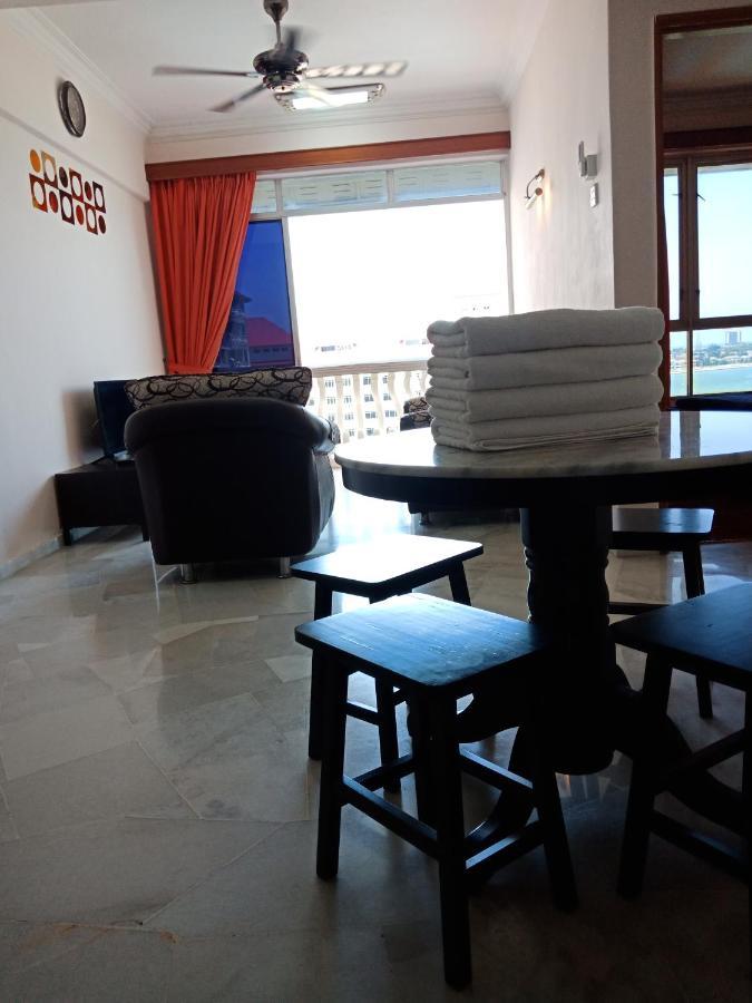 Glory Beach Resort Private Penthouse Port Dickson Exteriör bild