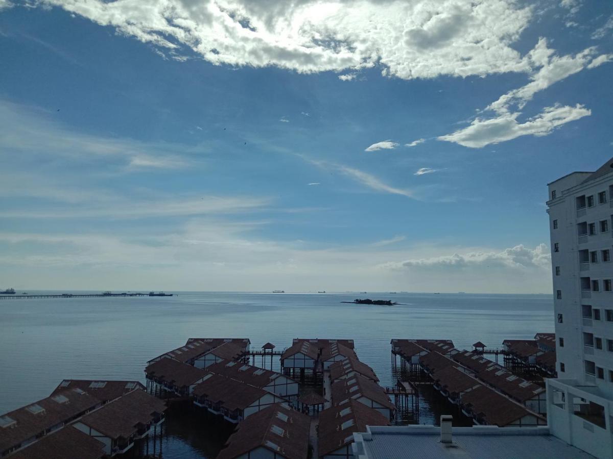 Glory Beach Resort Private Penthouse Port Dickson Exteriör bild