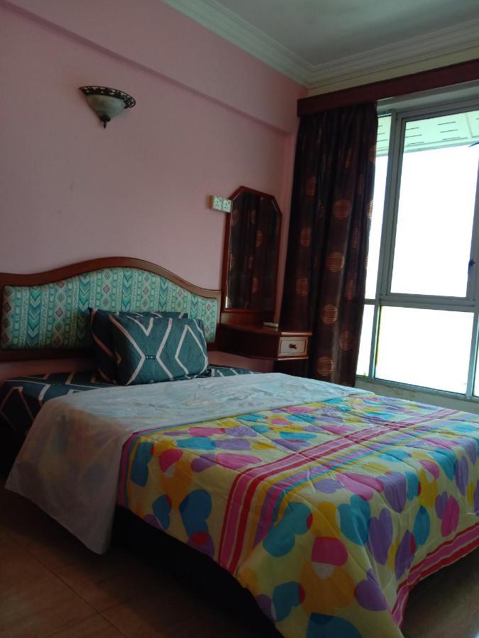 Glory Beach Resort Private Penthouse Port Dickson Exteriör bild