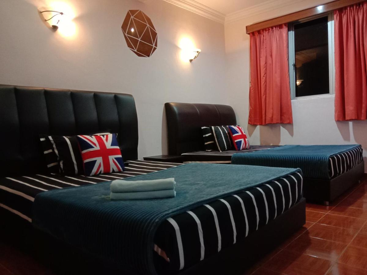 Glory Beach Resort Private Penthouse Port Dickson Exteriör bild
